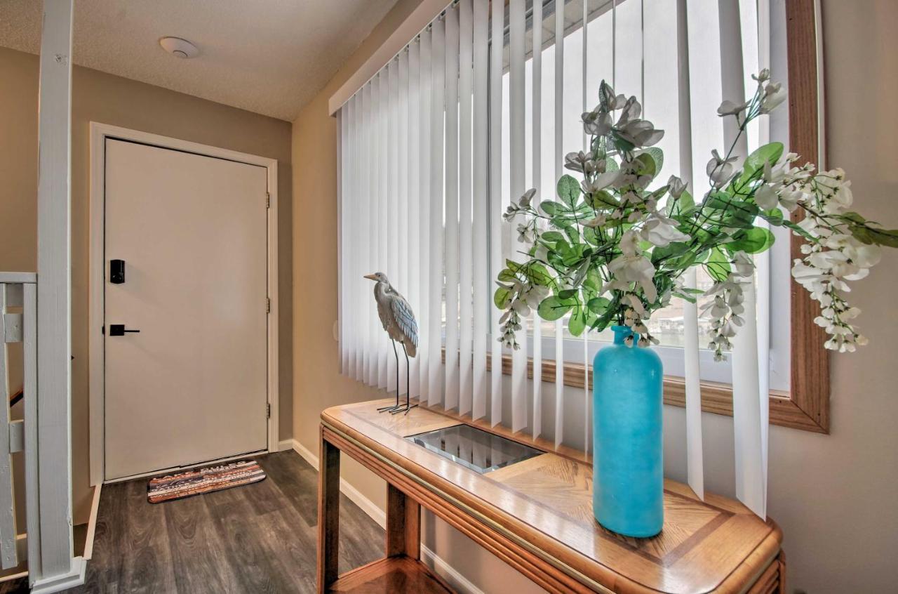 On-The-Water Retreat With Dock Pet Friendly! Villa Lake Ozark Ngoại thất bức ảnh